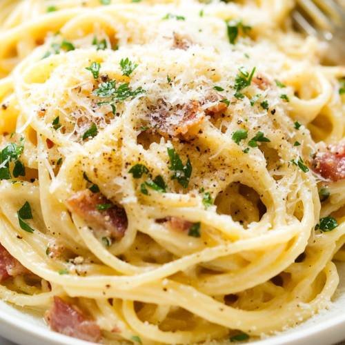 Spaghetti Carbonara – The Creamy Comfort Food That Hits Just Right 