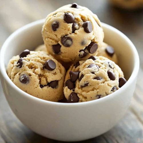 Protein Cookie Dough: The Ultimate No-Bake Treat!